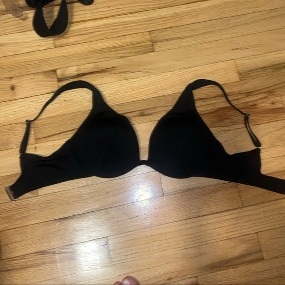 NWOT padded bikini top - black - Picture 2 of 10